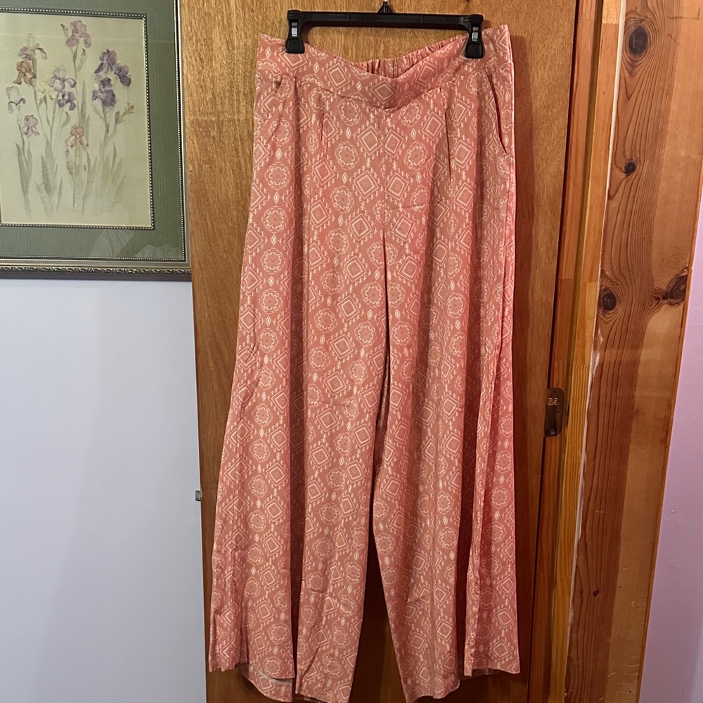 Torrid Geometric Wide-Leg Pants